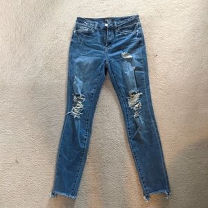 Comfy ripped jeans